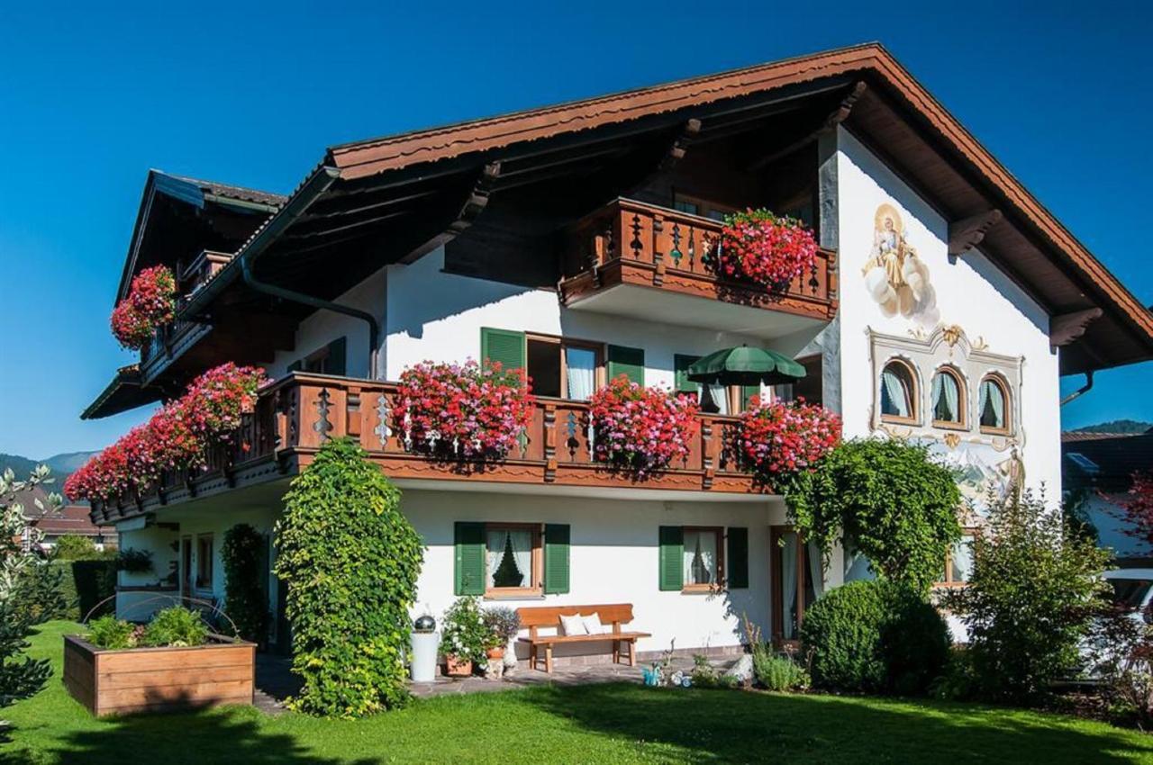 Gaestehaus Haller Krun Bagian luar foto